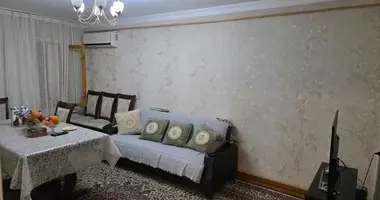 Квартира 2 комнаты в Ташкент, Узбекистан