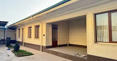 Tijorat 1 000 m² _just_in Toshkent, Oʻzbekiston