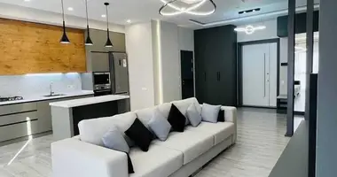 Квартира 2 комнаты в Ташкент, Узбекистан