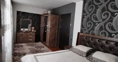 Дом 4 комнаты в Ташкент, Узбекистан