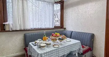Квартира 3 комнаты в Ташкент, Узбекистан
