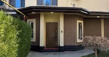 Коммерческое помещение 94 м² в Ташкент, Узбекистан