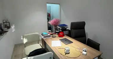 Квартира в Ташкент, Узбекистан