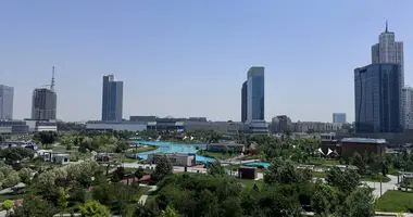 Квартира 3 комнаты в Ташкент, Узбекистан