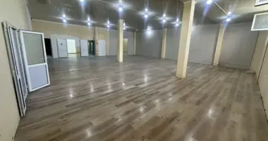 Коммерческое помещение 1 350 м² в Ташкент, Узбекистан