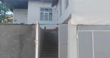 Дом 5 комнат в Нурафшан (Тойтепа), Узбекистан