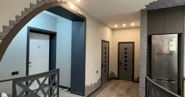 Квартира 4 комнаты в Ташкент, Узбекистан