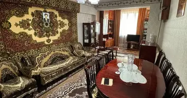 Квартира 3 комнаты в Ташкент, Узбекистан