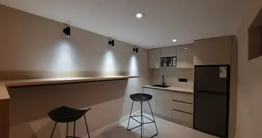 Сдается Офис 96 м2 - 4 комнат, Mirabad Avenue, Госпитальный, Grand Mir в Ташкент, Узбекистан