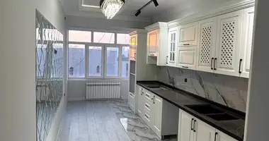 Квартира 5 комнат в Ташкент, Узбекистан