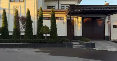 Дом в Ташкент, Узбекистан