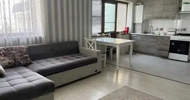 Квартира 2 комнаты в Ташкент, Узбекистан