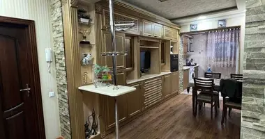 Квартира 4 комнаты в Ташкент, Узбекистан