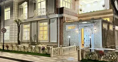 Дом 5 комнат в Ташкент, Узбекистан