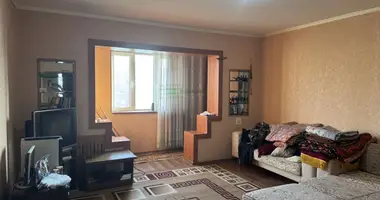 Квартира 3 комнаты в Ташкент, Узбекистан