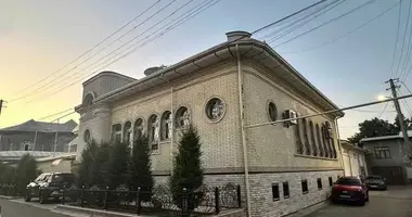 Дом 5 комнат в Ташкент, Узбекистан