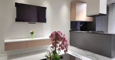 Квартира 3 комнаты в Ташкент, Узбекистан