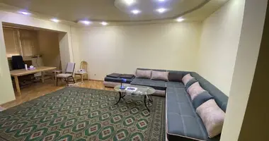 Квартира 3 комнаты в Ташкент, Узбекистан