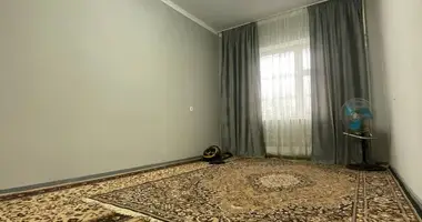 Квартира 3 комнаты в Азатчик, Узбекистан