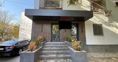 Tijorat _just_in Toshkent, Oʻzbekiston