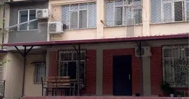 Квартира 6 комнат в Ташкент, Узбекистан