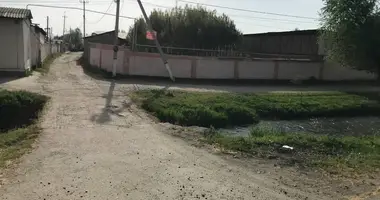 Yer uchastkasi _just_in Toshkent, Oʻzbekiston