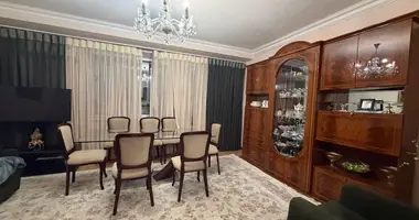 Квартира 3 комнаты в Ташкент, Узбекистан