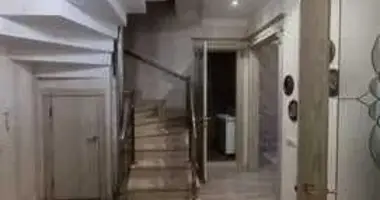 Квартира 5 комнат в Ташкент, Узбекистан