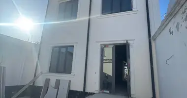 Коттедж 9 комнат в Ташкент, Узбекистан