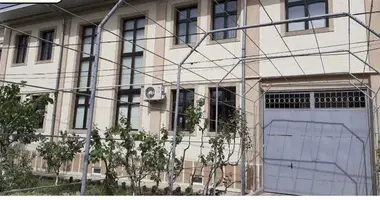 Дом 11 комнат в Ташкент, Узбекистан