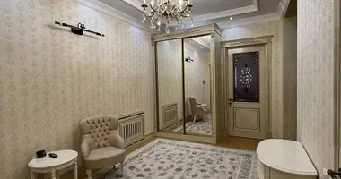 Квартира 4 комнаты в Ташкент, Узбекистан