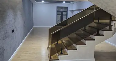 Дом 5 комнат в Ташкент, Узбекистан