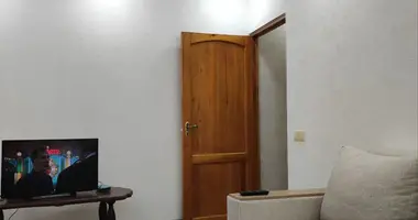 2-комнатная квартира на ул. Мирзо Улугбек (метро "Буюк Ипак Йули") в Ташкент, Узбекистан