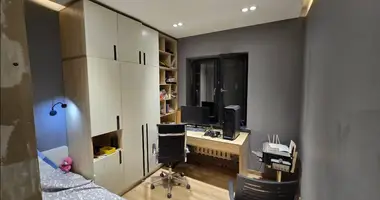 Квартира 4 комнаты в Ташкент, Узбекистан