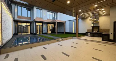 Дом 6 комнат в Ташкент, Узбекистан