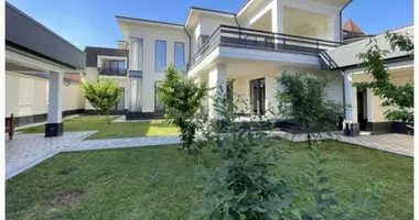 Uy 10 xonalar _just_in Toshkent, Oʻzbekiston