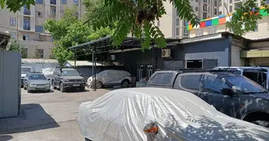 Yer uchastkasi _just_in Toshkent, Oʻzbekiston