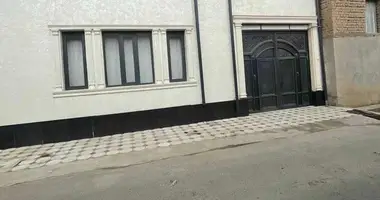 Дом 8 комнат в Ташкент, Узбекистан