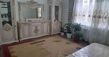 Квартира 4 комнаты в Ташкент, Узбекистан