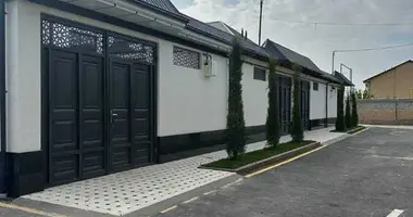 Uy 5 xonalar _just_in Harakat, Oʻzbekiston