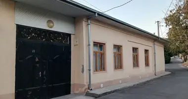 Участок земли в Ташкент, Узбекистан