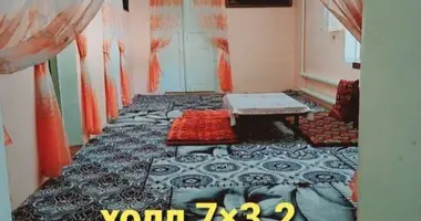Дом 4 комнаты в Чирчик, Узбекистан