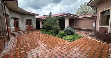 Дом 9 комнат в Ташкент, Узбекистан