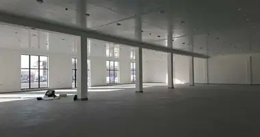 Коммерческое помещение 2 460 м² в Ташкент, Узбекистан