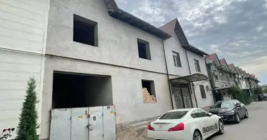 Дом 5 комнат в Ташкент, Узбекистан