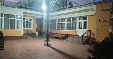 Дом 8 комнат в Авваль, Узбекистан