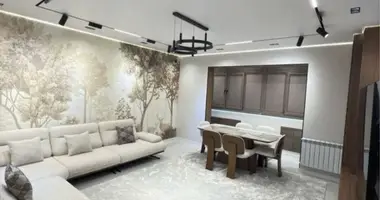 Квартира 3 комнаты в Ташкент, Узбекистан