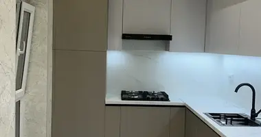 Квартира 4 комнаты в Ташкент, Узбекистан