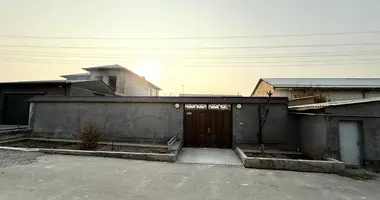 Uy 6 xonalar _just_in Argin, Oʻzbekiston