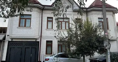 Дом 7 комнат в Ташкент, Узбекистан